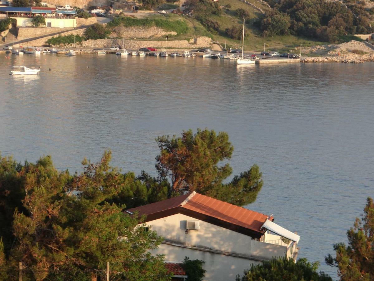 Stara Baška Apartments Bassi מראה חיצוני תמונה
