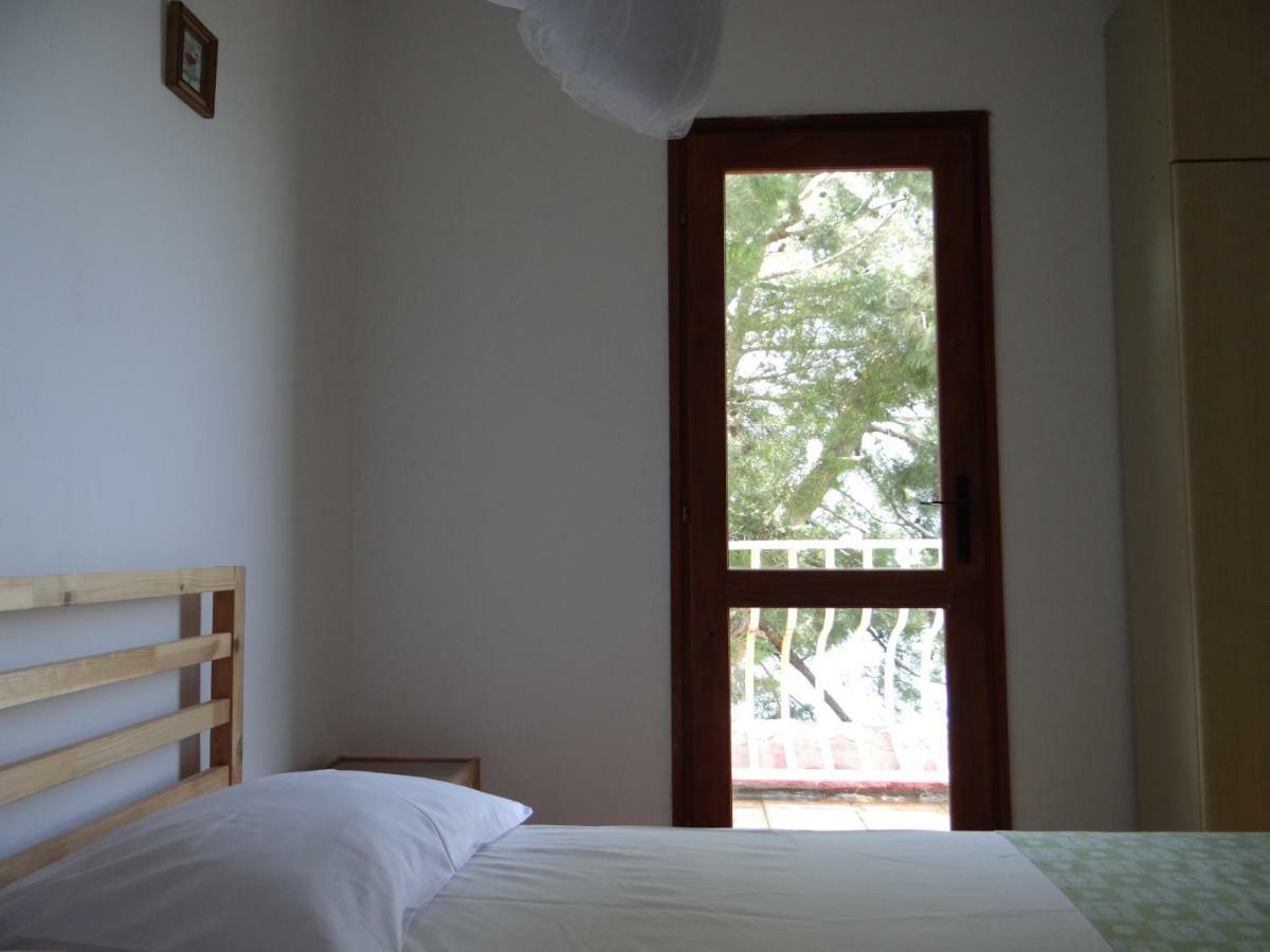 Stara Baška Apartments Bassi מראה חיצוני תמונה